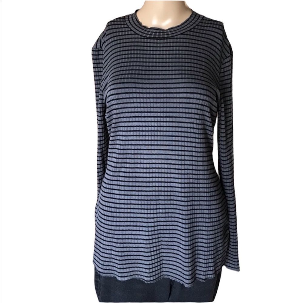 TAHARI sweater gray and black vertical stripes size M